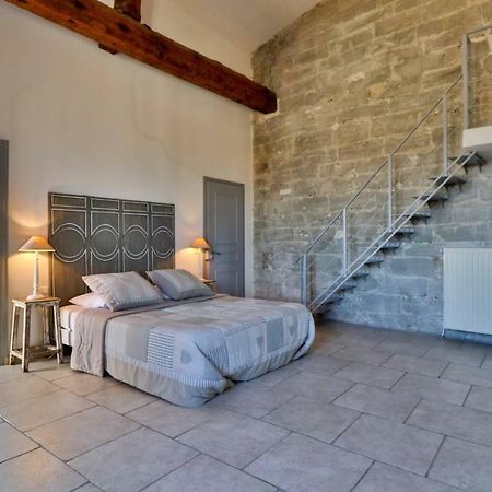 Le Posterlon Bed and Breakfast Caumont-sur-Durance Buitenkant foto