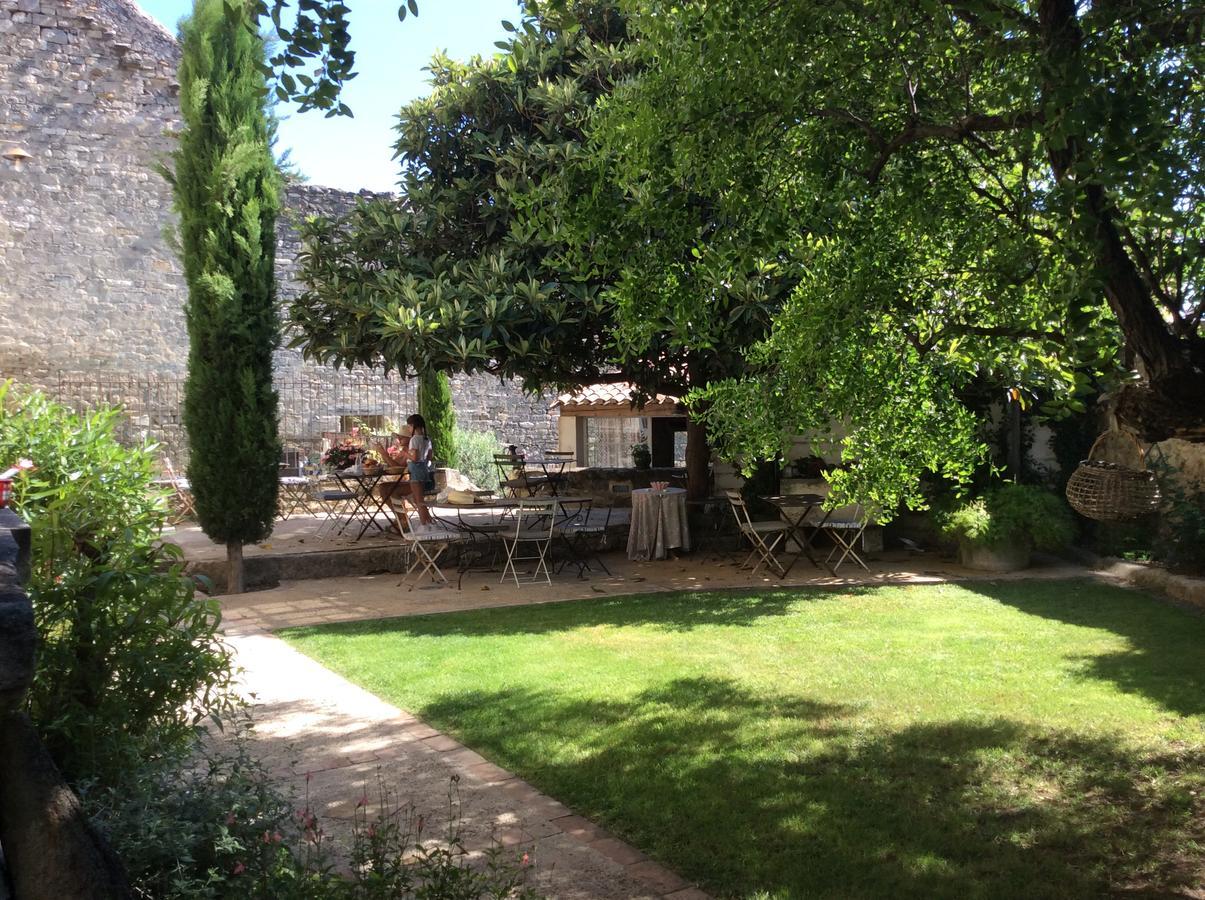Le Posterlon Bed and Breakfast Caumont-sur-Durance Buitenkant foto